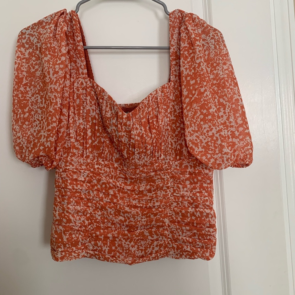 Ruched Puff Sleeve Sweetheart Top